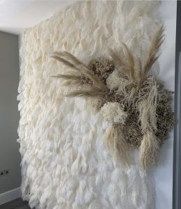 Feather wall