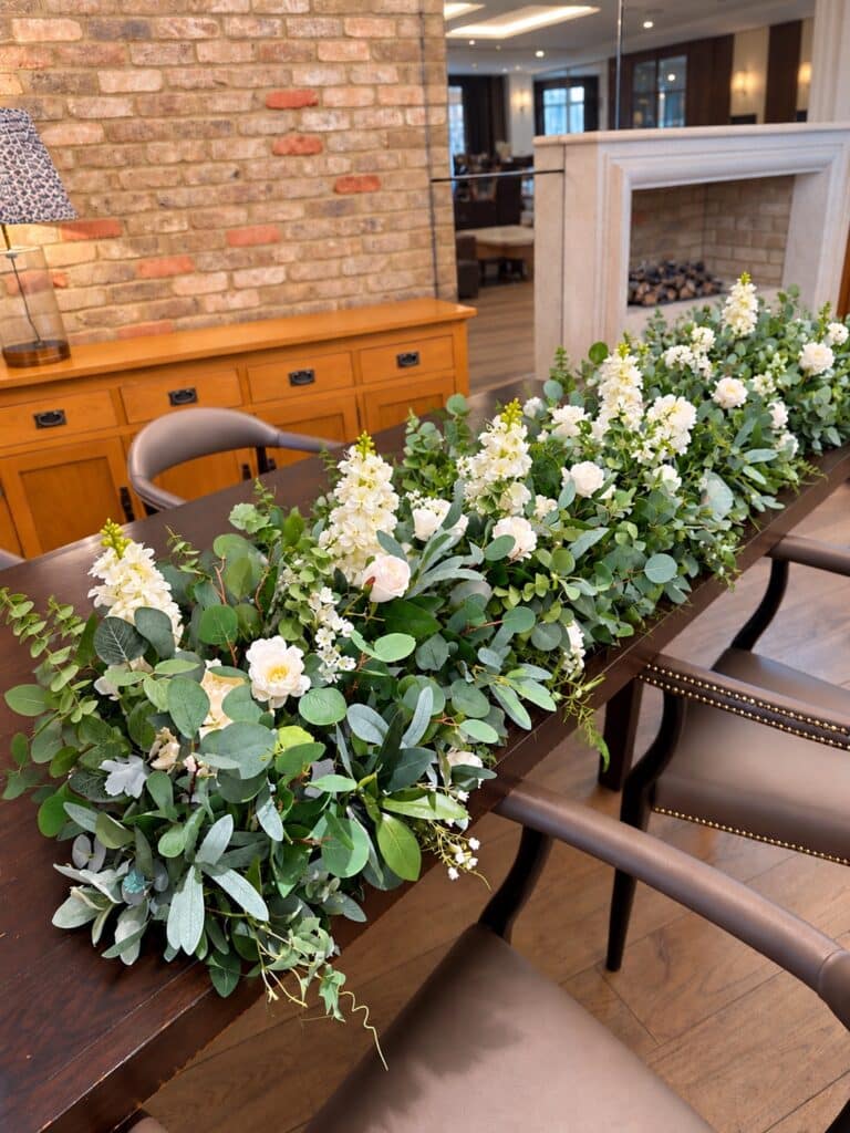 Foliage garland